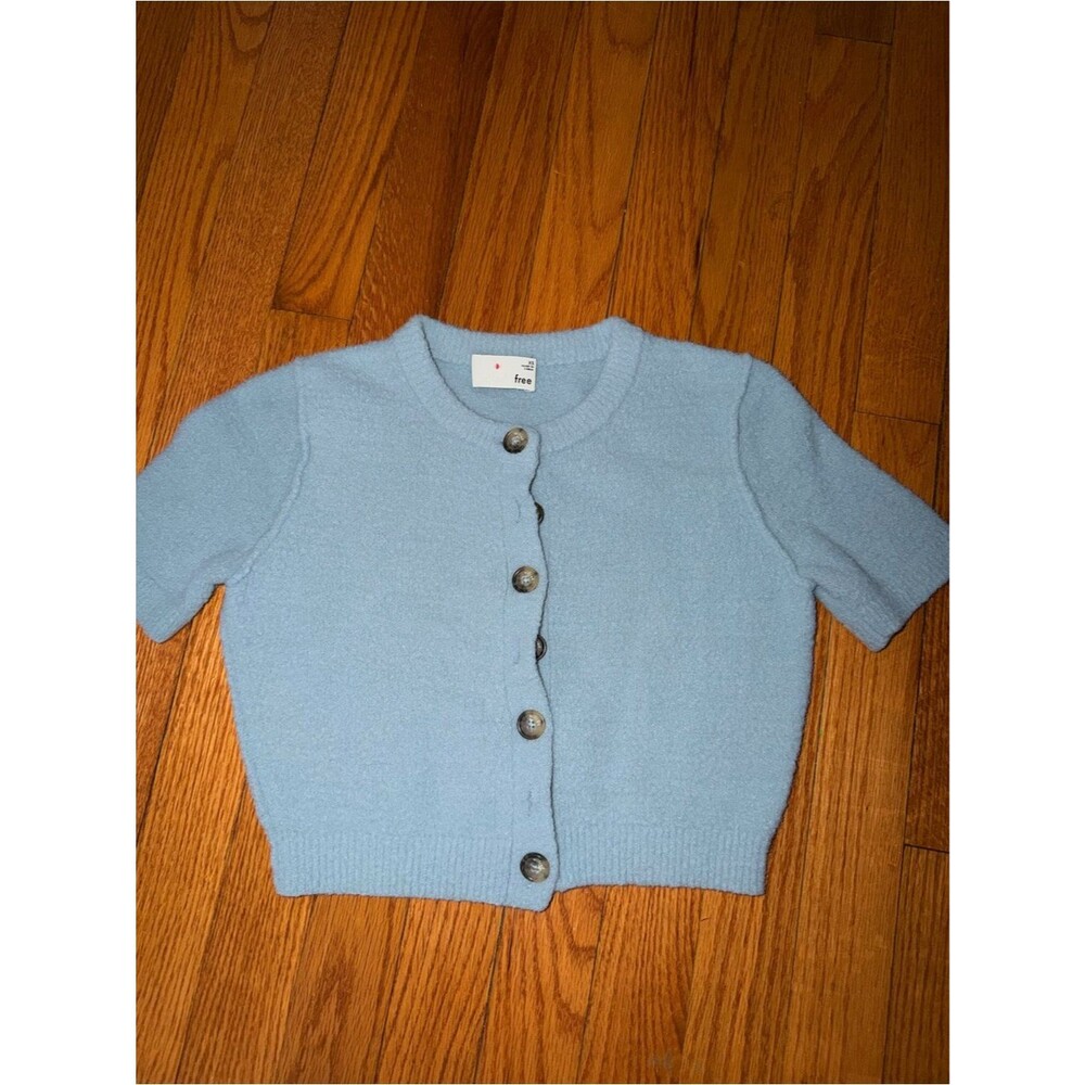 Aritzia Wilfred Free Blue cropped short sleeve sweater size XS